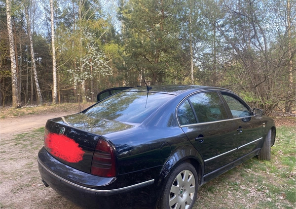 Skoda Superb cena 15500 przebieg: 195500, rok produkcji 2005 z Kobylin małe 211